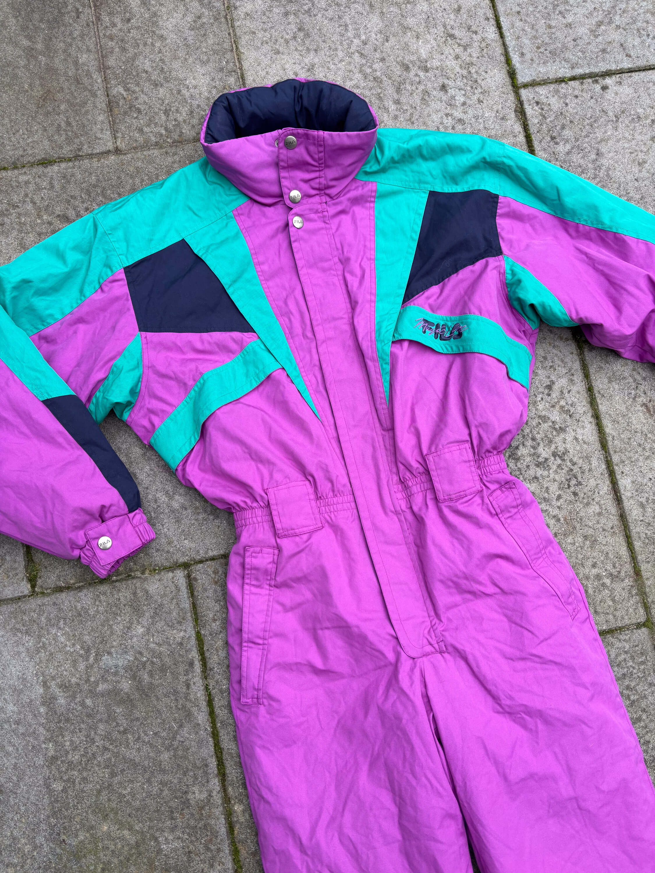 Vintage retro skipak -  FILA paars, turquoise, zwart maat M / 40