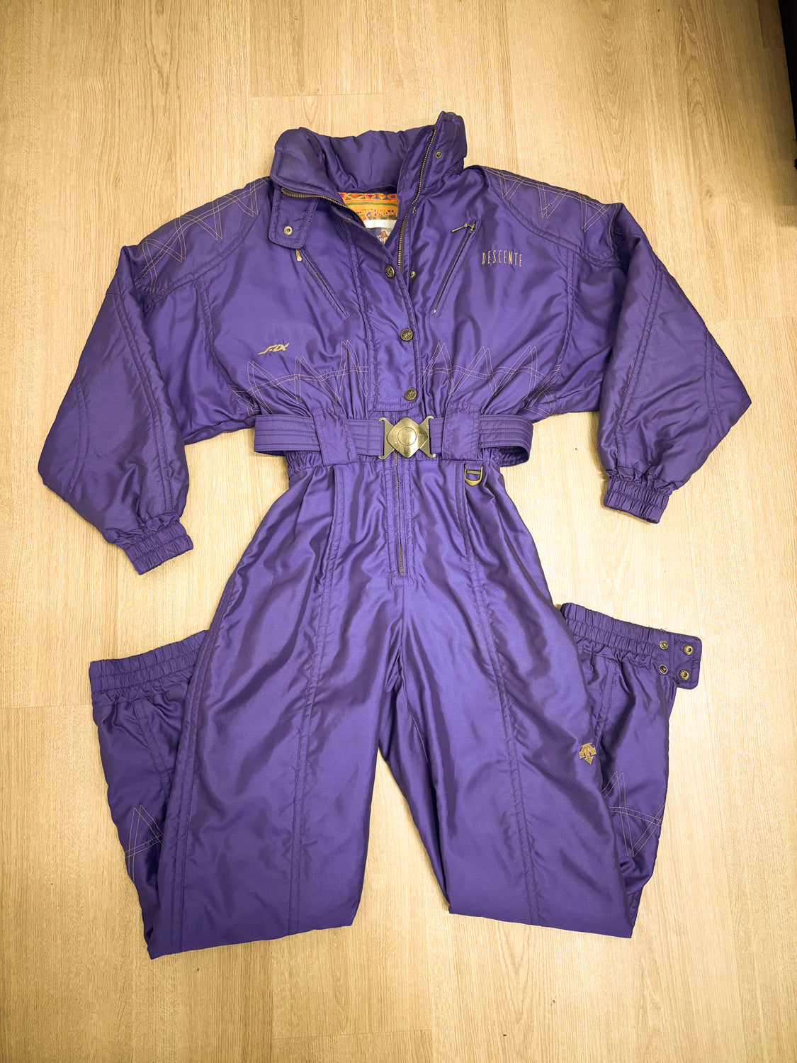 Vintage retro skipak - paars met gouden details maat S/M (38)