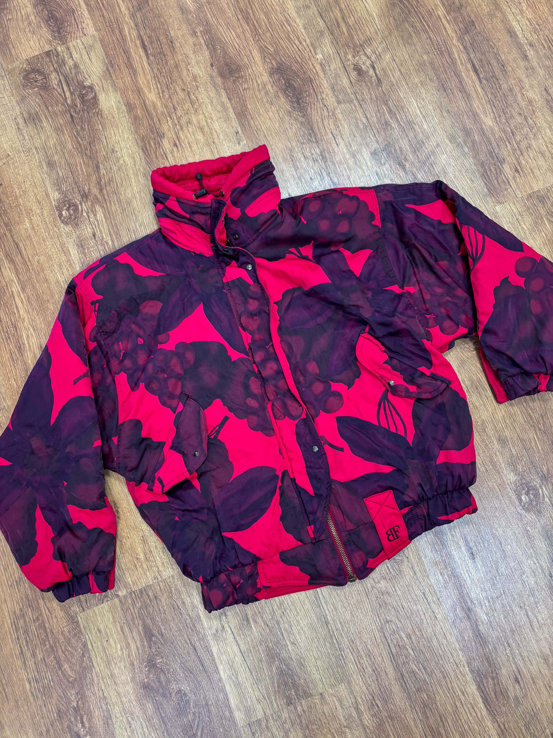 Vintage retro ski jas - Belfe rood glanzend met print maat 40