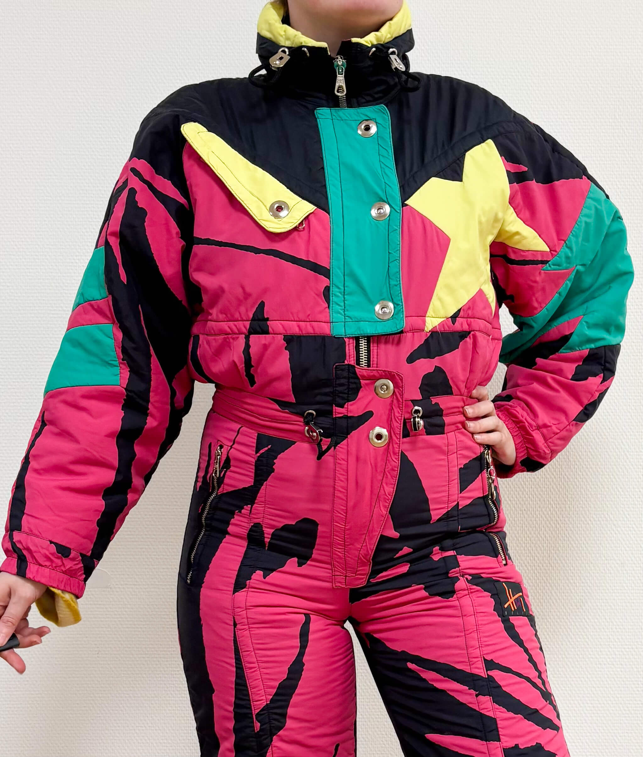 Vintage retro skipak - roze, zwart, groen, geel met ster maat M