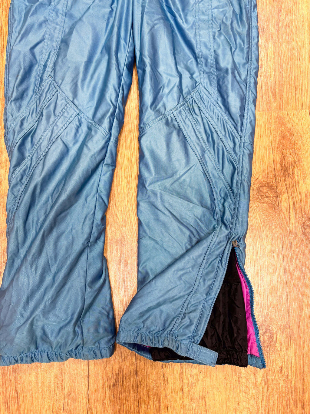 Vintage retro skipak - Ellesse shiny blauw, roze maat L/XL
