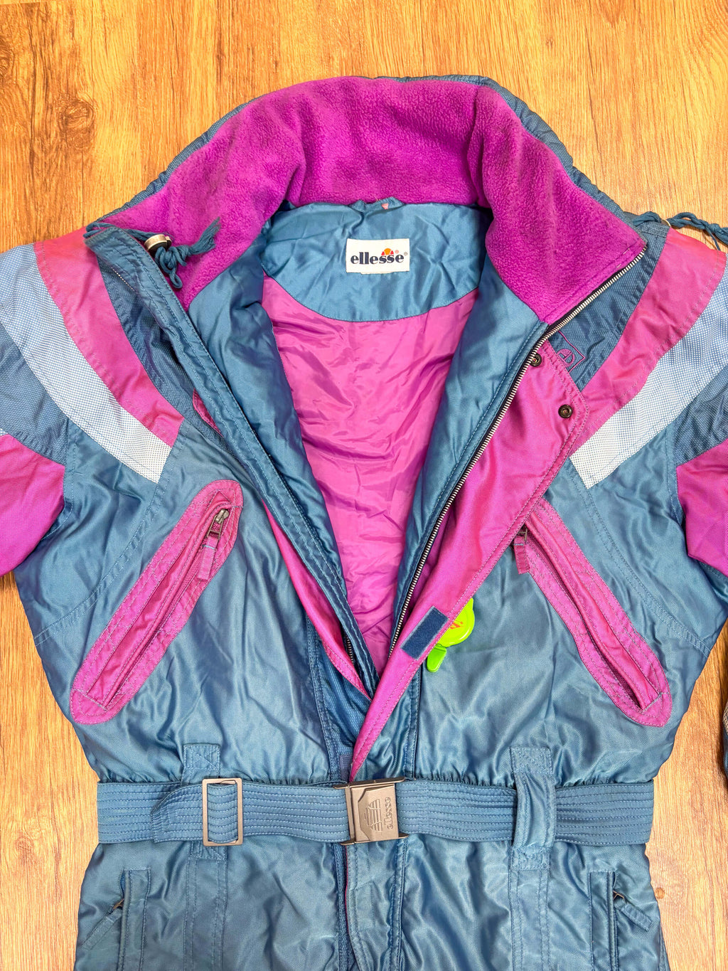 Vintage retro skipak - Ellesse shiny blauw, roze maat L/XL