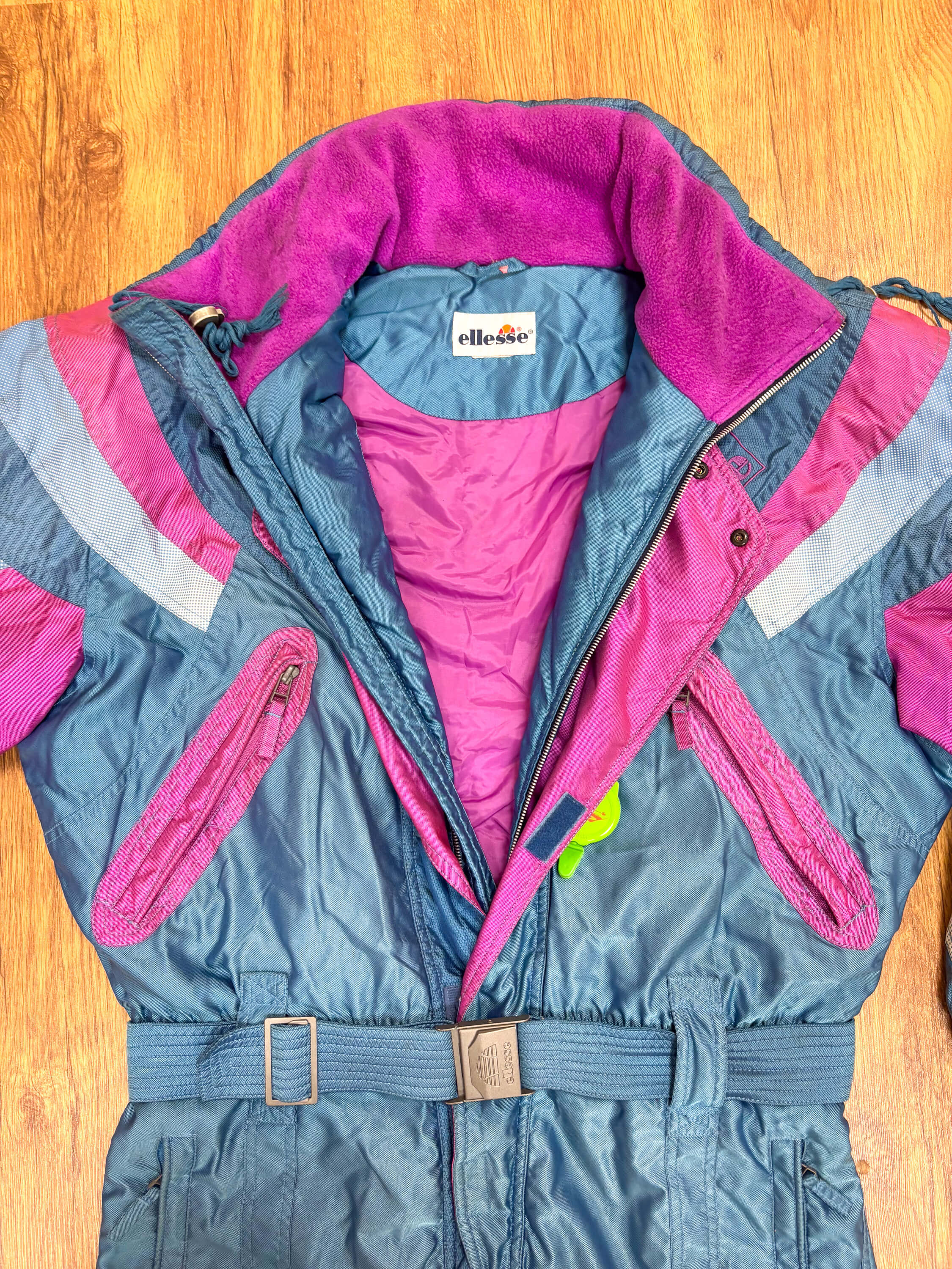 Vintage retro skipak - Ellesse shiny blauw, roze maat L/XL
